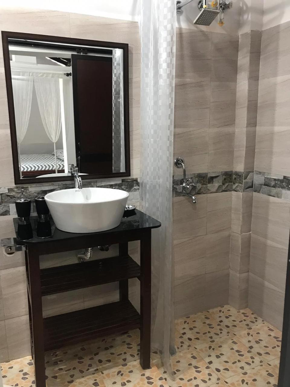 Villa Khatun Guesthouse Panadzsi Kültér fotó